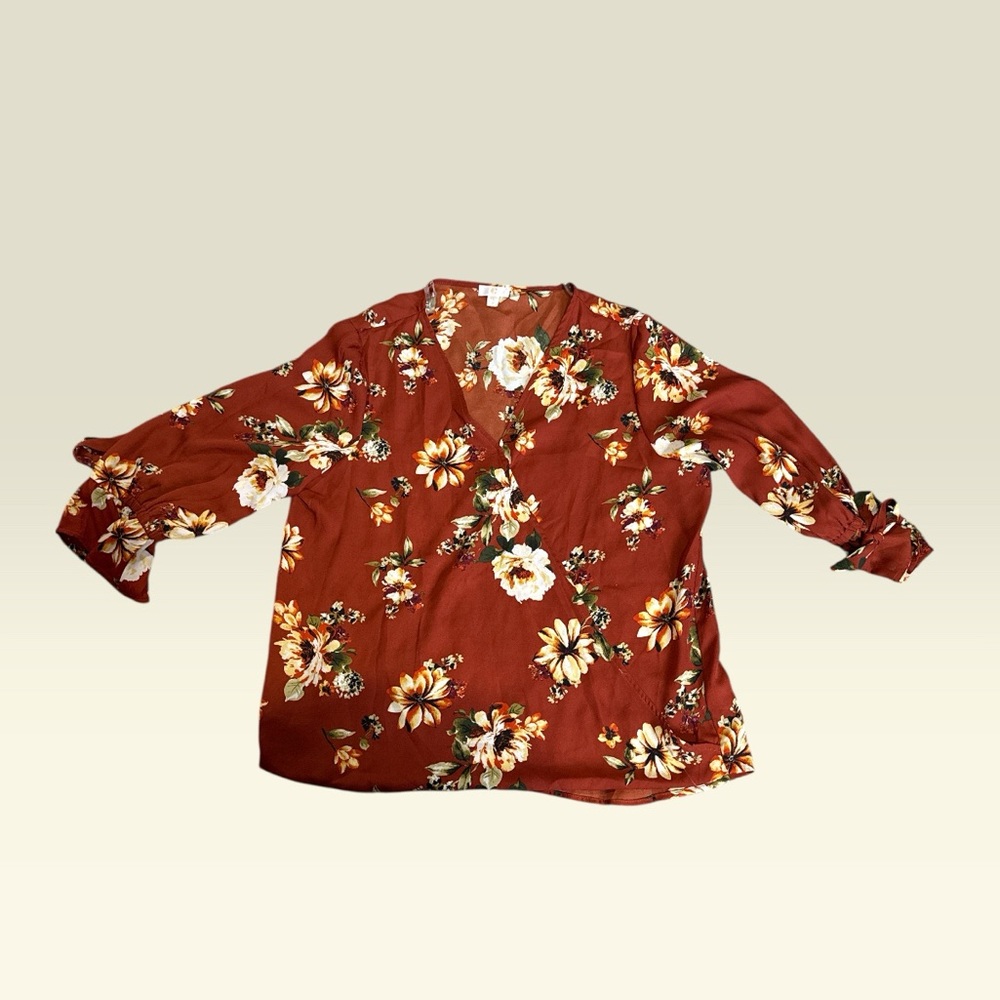 Women’s Wrap Blouse (XL) Charming Charlie
